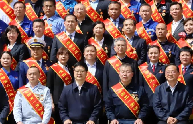 五一庆祝大会召开 PT视讯(中国区)官网股份收获两项荣誉