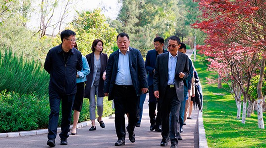 PT视讯(中国区)官网股份董事长邢雅江到访云南白药