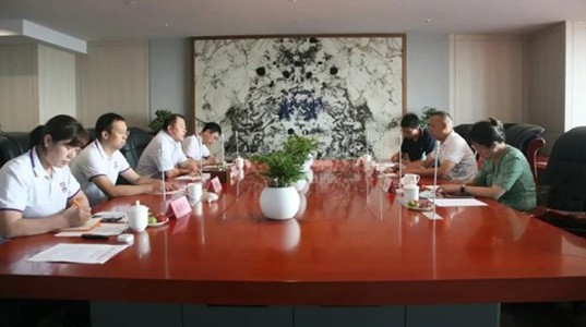 草堂科技产业园发展中心主任罗辉一行到访PT视讯(中国区)官网股份