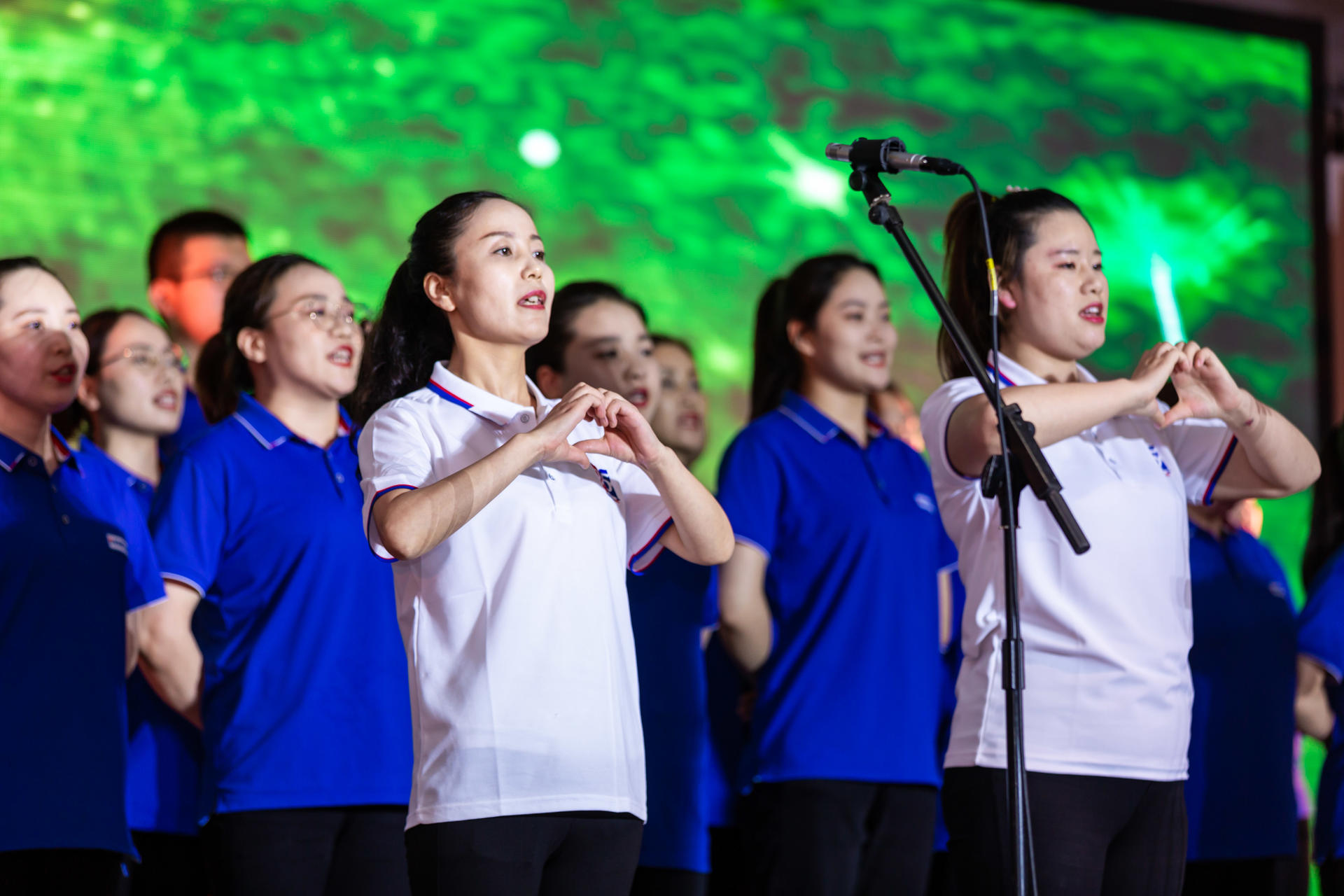 PT视讯(中国区)官网股份上市25周年庆典晚会