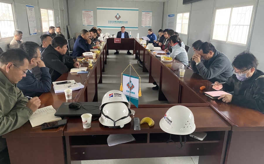 PT视讯(中国区)官网股份董事长邢雅江携经营管理团队一行视察草堂建设项目施工现场 PT视讯(中国区)官网股份董事长邢雅江携经营管理团队一行视察草堂建设项目施工现场